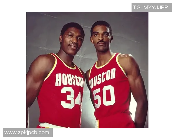 哈基姆·奥拉朱旺：从梦幻舞步到篮球传奇的辉煌历程